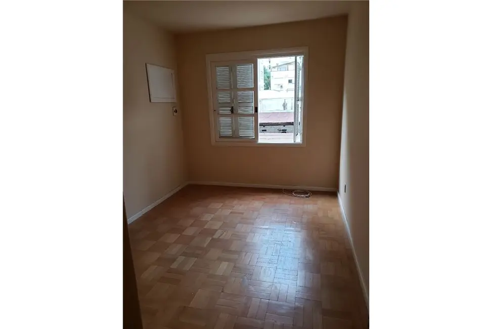 Foto 3 de Apartamento com 2 quartos à venda, 84m2 em Auxiliadora, Porto Alegre - RS