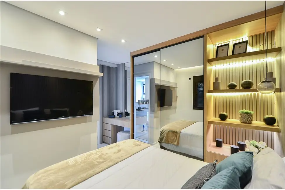 Apartamento com 2 quartos à venda, 57m2 em Aclimação, São Paulo - SP - imagem 3 Foto 3 de Apartamento com 2 quartos à venda, 57m2 em Aclimação, São Paulo - SP