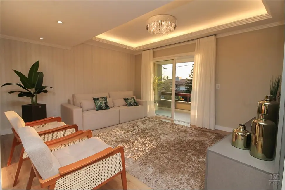 Casa com 3 quartos à venda, 310m2 em Nonoai, Porto Alegre - RS - imagem 9 Foto 9 de Casa com 3 quartos à venda, 310m2 em Nonoai, Porto Alegre - RS