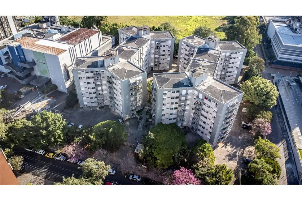 Foto 2 de Apartamento com 1 quarto à venda, 41m2 em Jardim Lindóia, Porto Alegre - RS