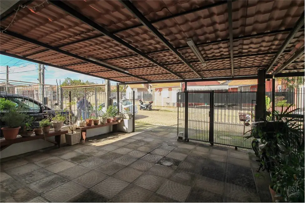 Foto 2 de Casa com 2 quartos à venda, 51m2 em Aberta dos Morros, Porto Alegre - RS