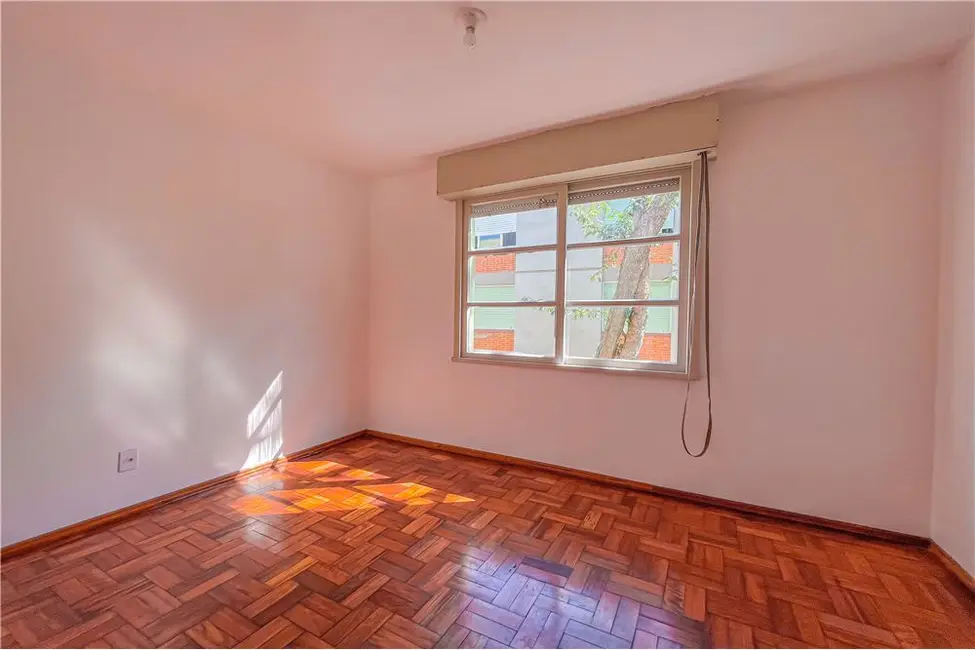 Foto 6 de Apartamento com 3 quartos à venda, 62m2 em Cristal, Porto Alegre - RS