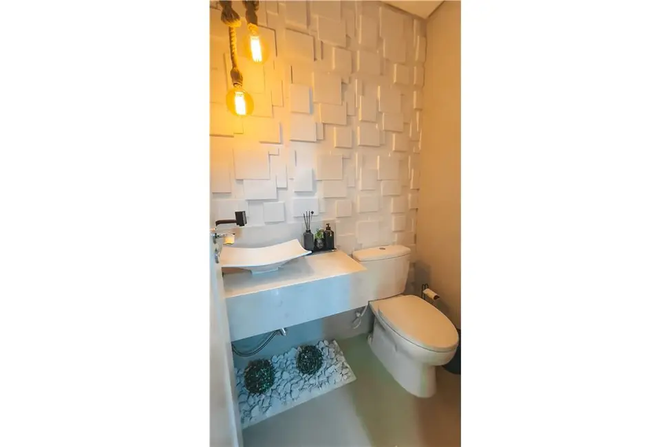 Apartamento com 2 quartos à venda, 72m2 em Praia dos Amores, Balneario Camboriu - SC - imagem 3 Foto 3 de Apartamento com 2 quartos à venda, 72m2 em Praia dos Amores, Balneario Camboriu - SC