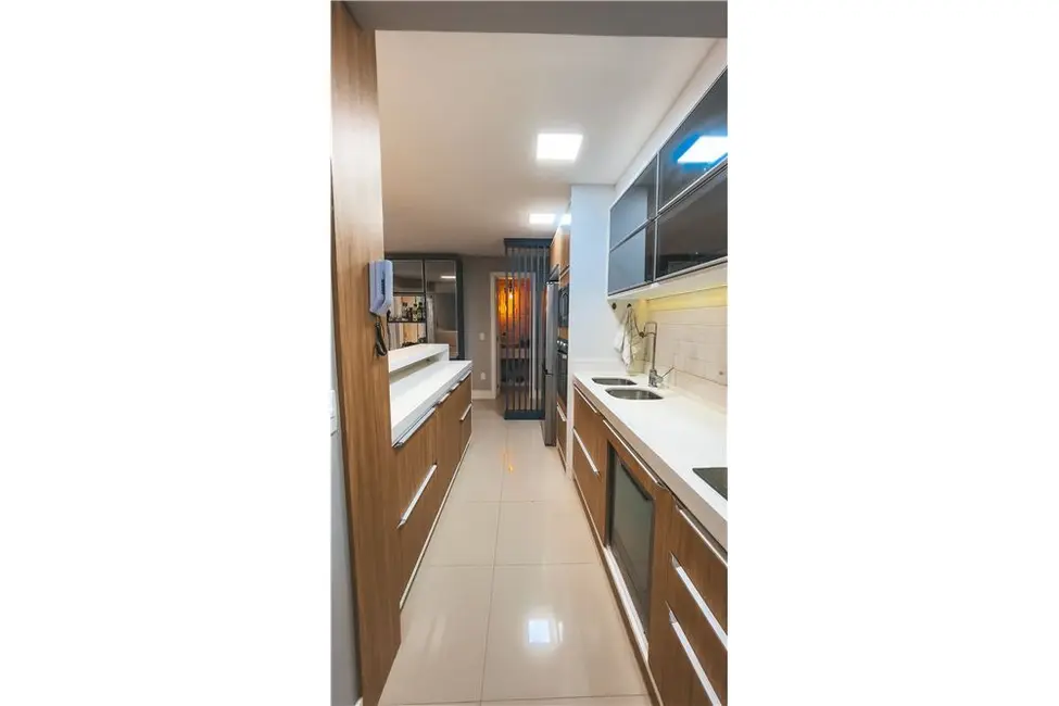 Apartamento com 2 quartos à venda, 72m2 em Praia dos Amores, Balneario Camboriu - SC - imagem 8 Foto 8 de Apartamento com 2 quartos à venda, 72m2 em Praia dos Amores, Balneario Camboriu - SC