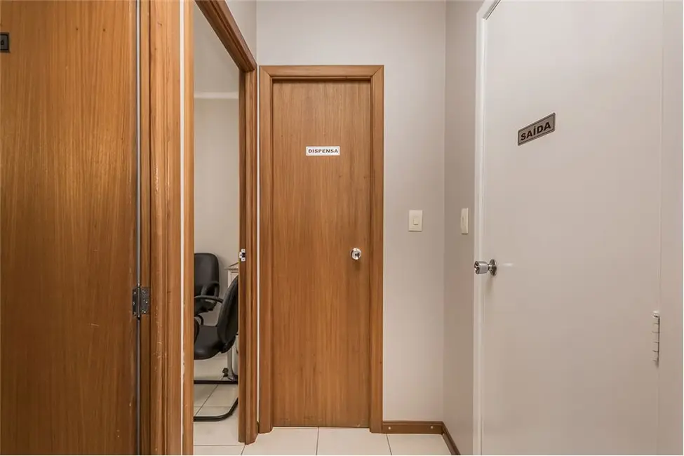 Foto 9 de Sala Comercial à venda, 60m2 em Centro Histórico, Porto Alegre - RS