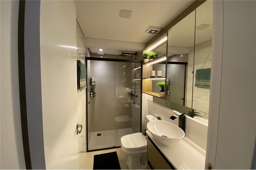 Apartamento com 2 quartos à venda, 68m2 em Estados, Balneario Camboriu - SC - imagem 5 Foto 5 de Apartamento com 2 quartos à venda, 68m2 em Estados, Balneario Camboriu - SC