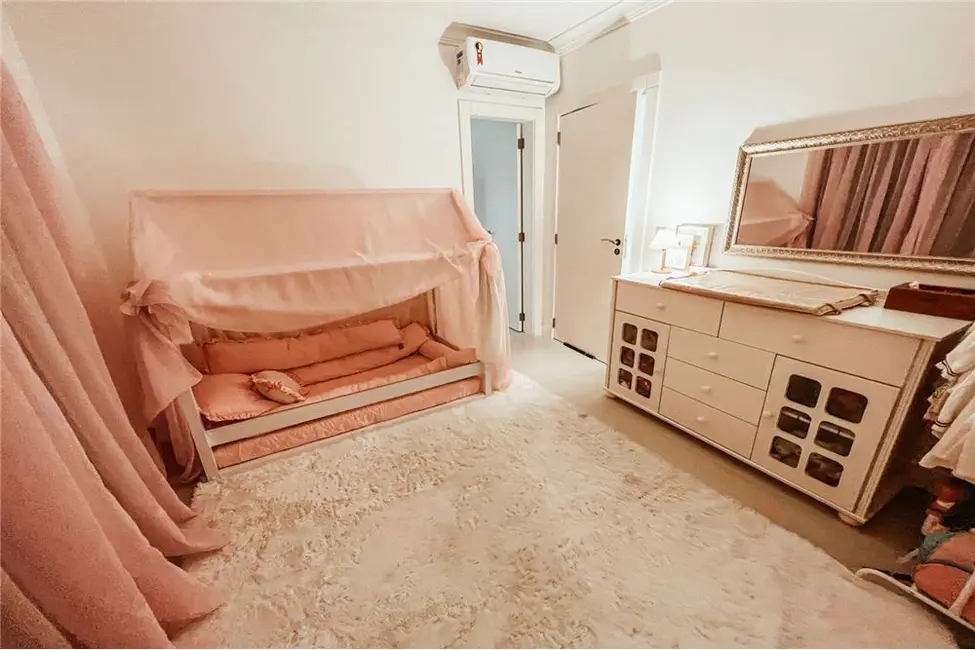 Foto 8 de Apartamento com 3 quartos à venda, 269m2 em Pioneiros, Balneario Camboriu - SC