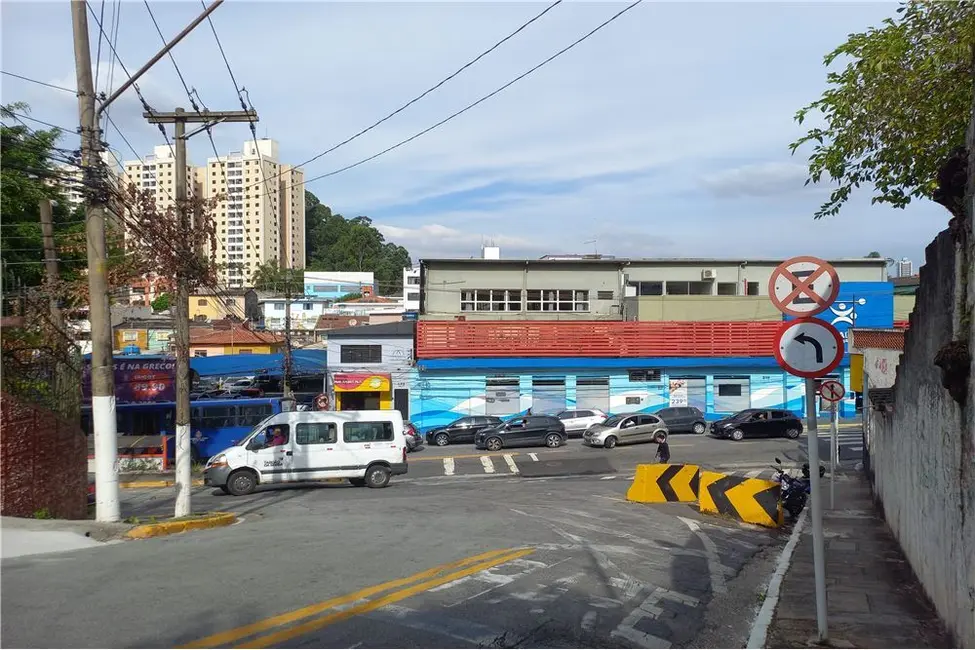 Prédio Inteiro à venda, 293m2 em Jardim Maria Rosa, Taboao Da Serra - SP - imagem 4 Foto 4 de Prédio Inteiro à venda, 293m2 em Jardim Maria Rosa, Taboao Da Serra - SP