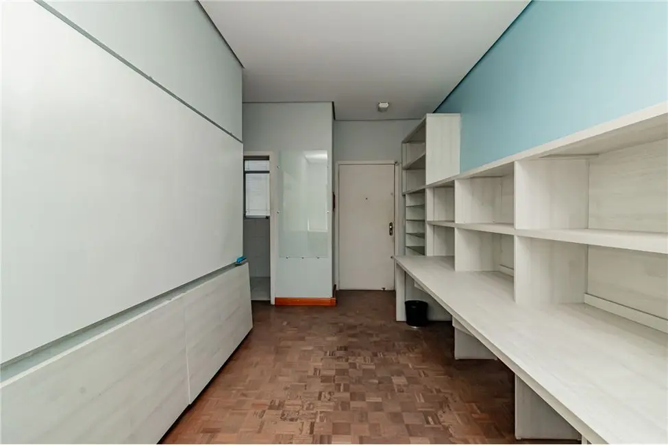 Foto 3 de Sala Comercial à venda, 39m2 em São João, Porto Alegre - RS