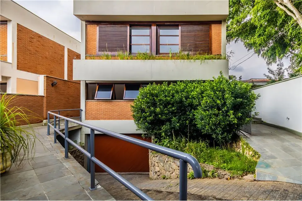 Casa com 4 quartos à venda, 505m2 em Horto Florestal, São Paulo - SP - imagem 2 Foto 2 de Casa com 4 quartos à venda, 505m2 em Horto Florestal, São Paulo - SP