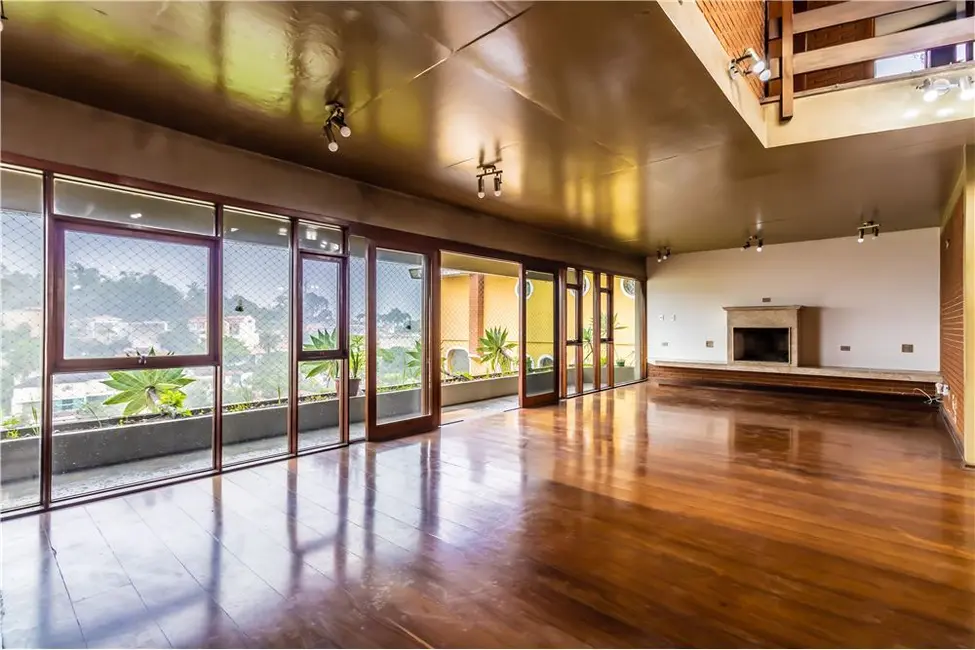 Casa com 4 quartos à venda, 505m2 em Horto Florestal, São Paulo - SP - imagem 5 Foto 5 de Casa com 4 quartos à venda, 505m2 em Horto Florestal, São Paulo - SP