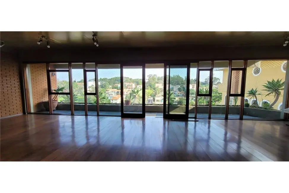 Casa com 4 quartos à venda, 505m2 em Horto Florestal, São Paulo - SP - imagem 4 Foto 4 de Casa com 4 quartos à venda, 505m2 em Horto Florestal, São Paulo - SP