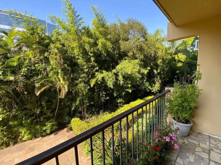 Foto 9 de Apartamento com 3 quartos à venda, 129m2 em Mont Serrat, Porto Alegre - RS