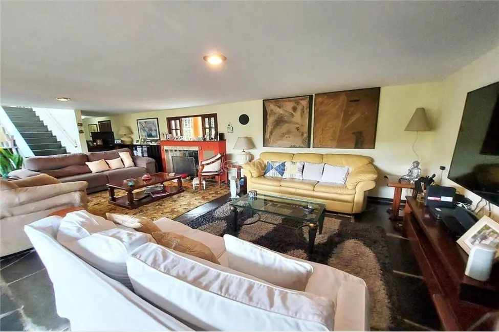 Casa com 3 quartos à venda, 450m2 em Granja Viana, Cotia - SP - imagem 4 Foto 4 de Casa com 3 quartos à venda, 450m2 em Granja Viana, Cotia - SP