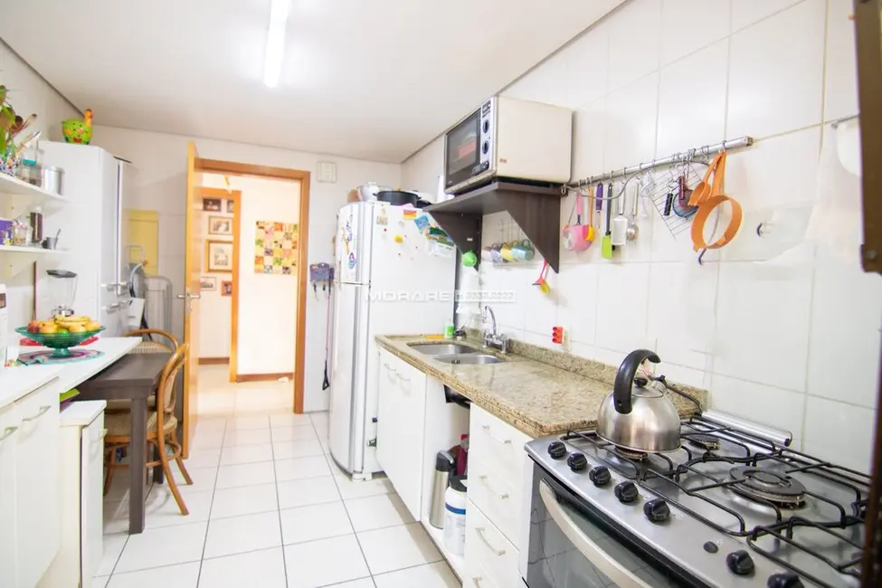 Foto 9 de Apartamento com 3 quartos à venda, 123m2 em Petrópolis, Porto Alegre - RS
