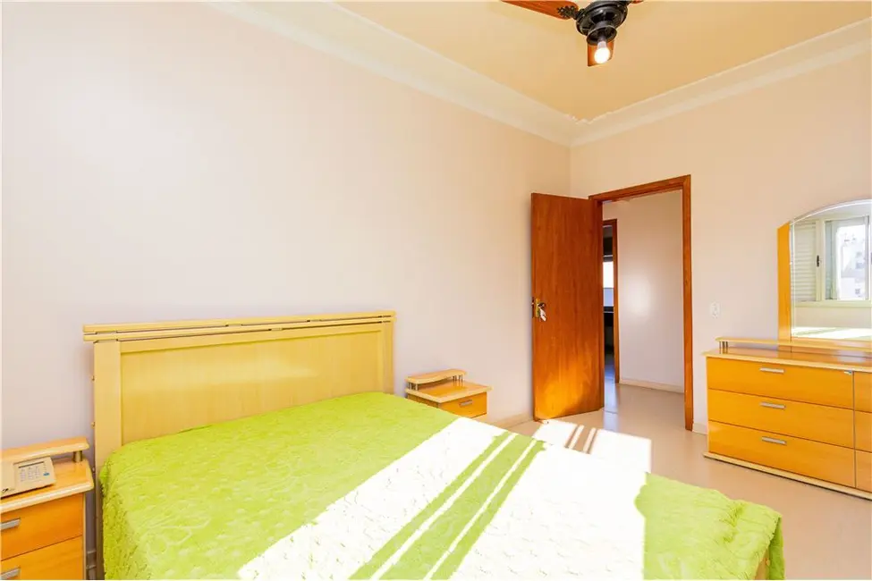 Foto 9 de Apartamento com 3 quartos à venda, 108m2 em Santana, Porto Alegre - RS