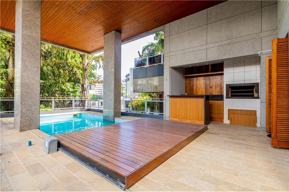 Apartamento com 3 quartos à venda, 261m2 em Rio Branco, Porto Alegre - RS - imagem 3 Foto 3 de Apartamento com 3 quartos à venda, 261m2 em Rio Branco, Porto Alegre - RS