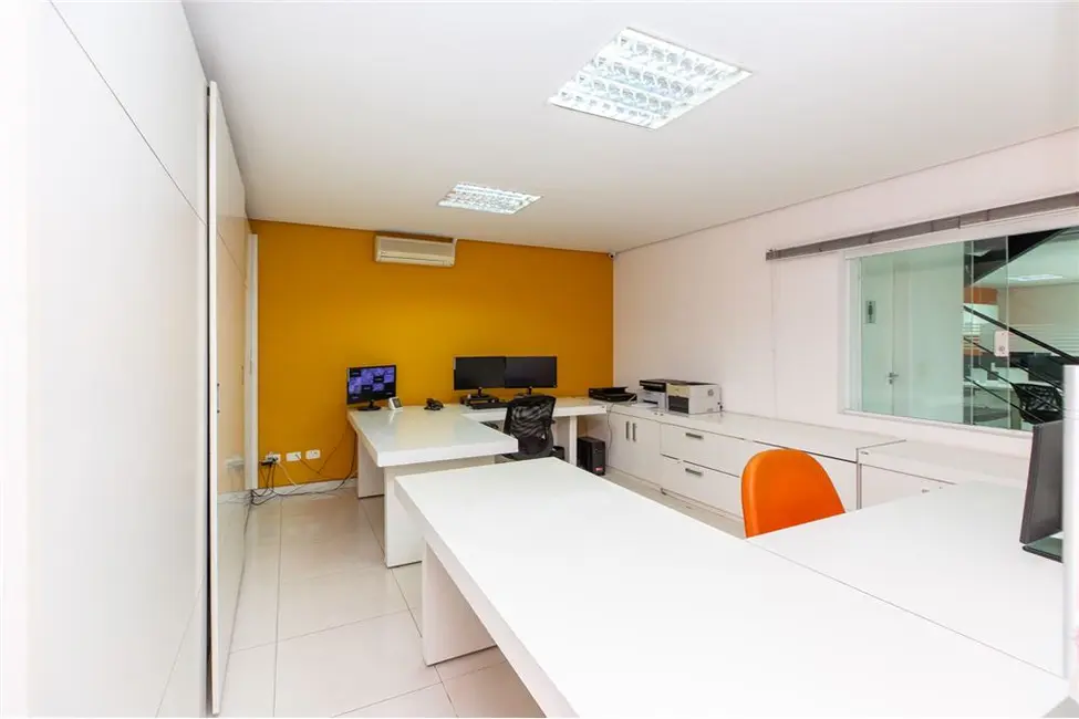 Foto 3 de Casa com 9 quartos à venda, 304m2 em Vila Mariana, São Paulo - SP