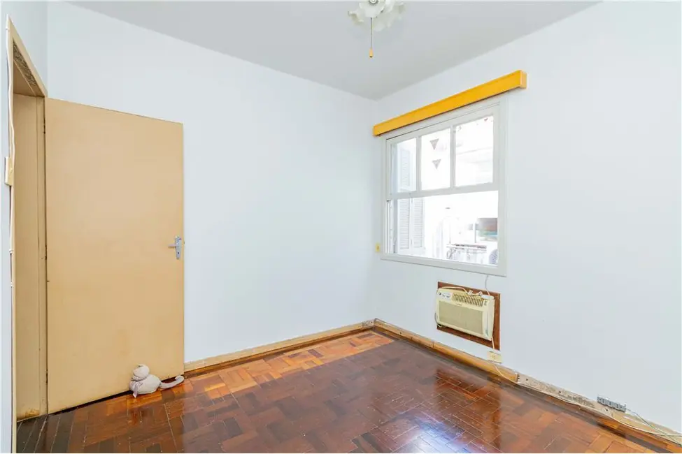 Foto 6 de Apartamento com 2 quartos à venda, 83m2 em Rio Branco, Porto Alegre - RS