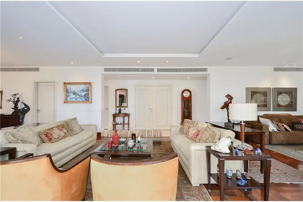 Apartamento com 3 quartos à venda, 300m2 em Moema, São Paulo - SP - imagem 6 Foto 6 de Apartamento com 3 quartos à venda, 300m2 em Moema, São Paulo - SP