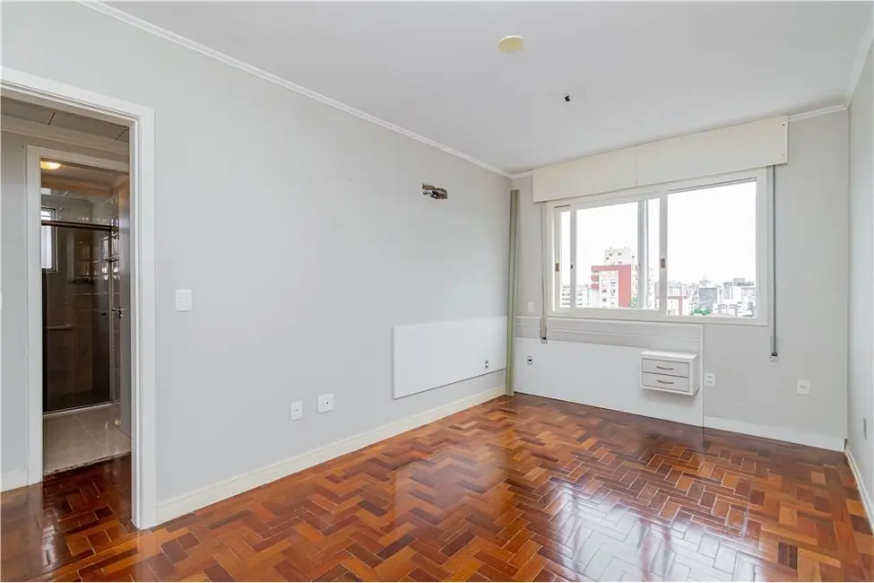 Foto 7 de Apartamento com 2 quartos à venda, 71m2 em Santana, Porto Alegre - RS