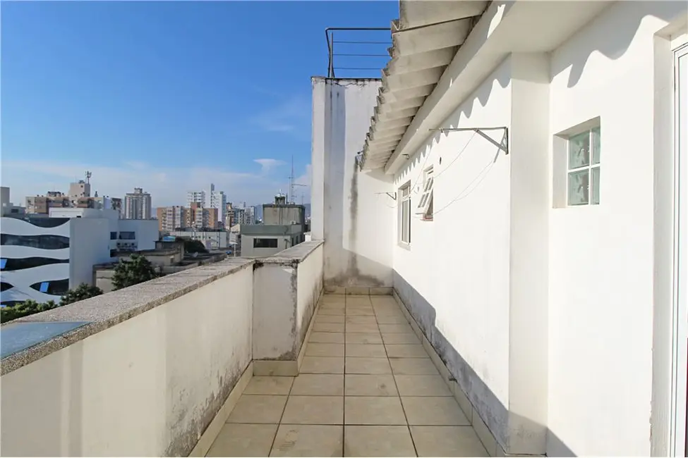 Cobertura com 2 quartos à venda, 75m2 em Santana, Porto Alegre - RS - imagem 9 Foto 9 de Cobertura com 2 quartos à venda, 75m2 em Santana, Porto Alegre - RS