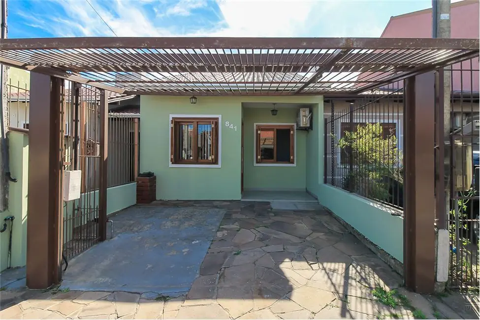 Foto 2 de Casa com 2 quartos à venda, 98m2 em Aberta dos Morros, Porto Alegre - RS