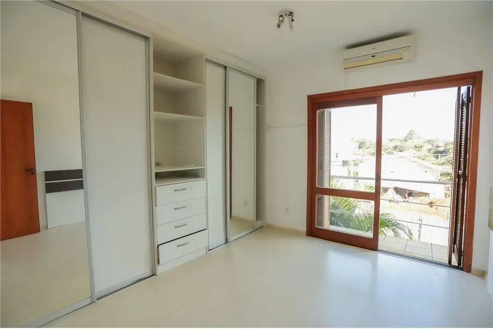 Casa de Condomínio com 2 quartos à venda, 8758m2 em São Lucas, Viamao - RS - imagem 9 Foto 9 de Casa de Condomínio com 2 quartos à venda, 8758m2 em São Lucas, Viamao - RS