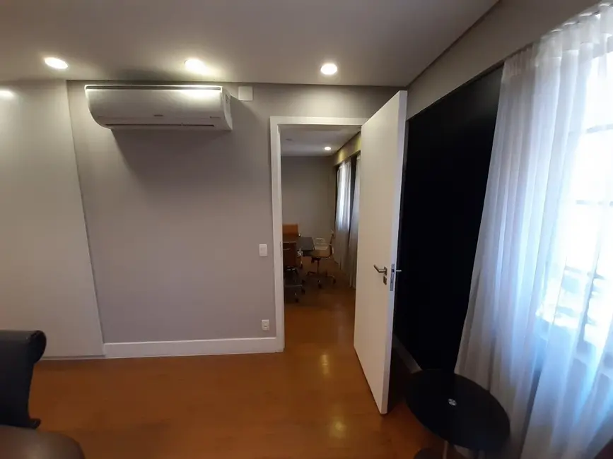 Sala Comercial à venda, 97m2 em Sé, São Paulo - SP - imagem 9 Foto 9 de Sala Comercial à venda, 97m2 em Sé, São Paulo - SP