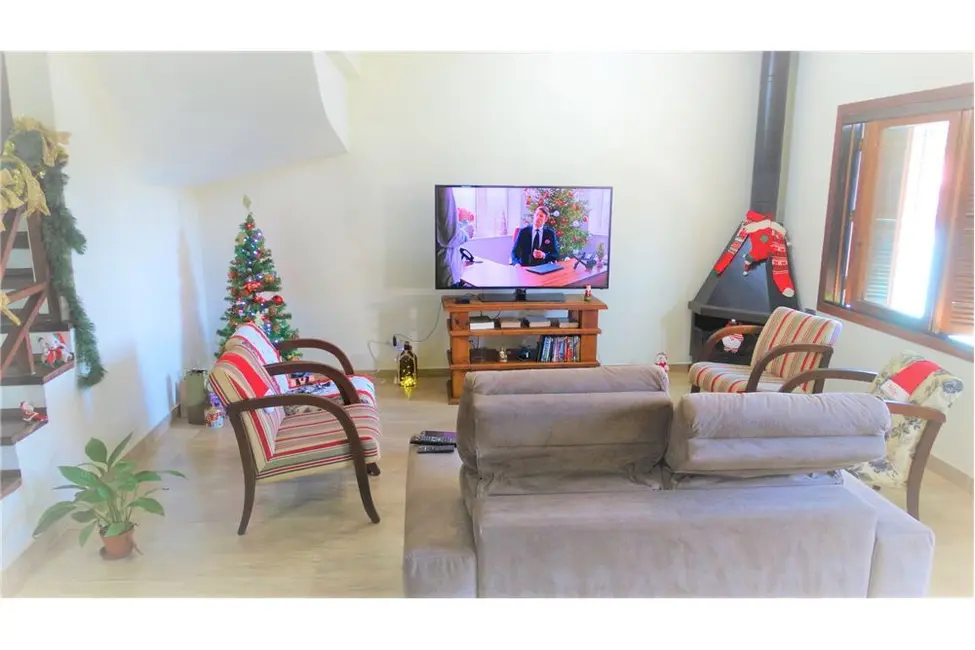 Foto 1 de Casa à venda, 317m2 em Nonoai, Porto Alegre - RS