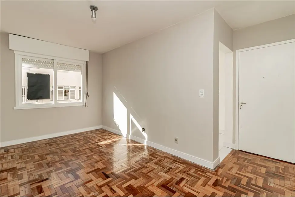 Apartamento com 1 quarto à venda, 42m2 em Passo da Areia, Porto Alegre - RS - imagem 4 Foto 4 de Apartamento com 1 quarto à venda, 42m2 em Passo da Areia, Porto Alegre - RS