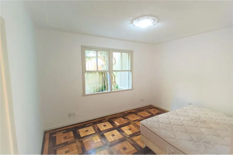 Apartamento à venda, 65m2 em Menino Deus, Porto Alegre - RS - imagem 6 Foto 6 de Apartamento à venda, 65m2 em Menino Deus, Porto Alegre - RS