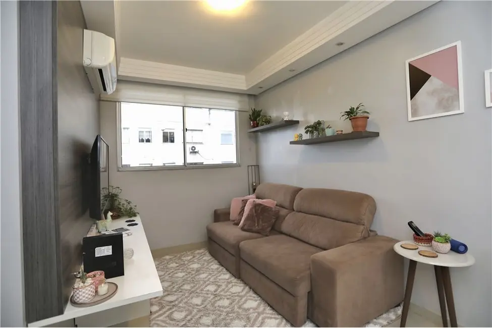 Foto 2 de Apartamento à venda, 43m2 em Porto Alegre - RS