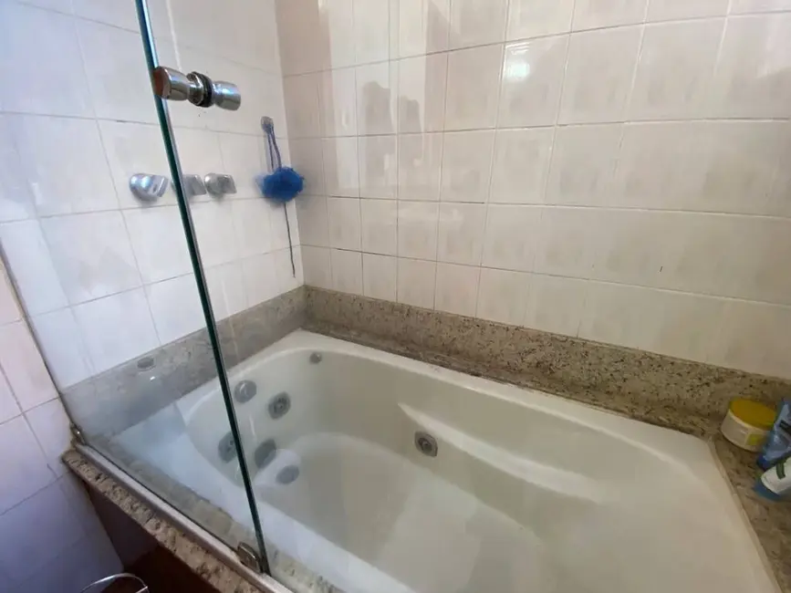 Cobertura com 3 quartos à venda, 288m2 em São João, Porto Alegre - RS - imagem 8 Foto 8 de Cobertura com 3 quartos à venda, 288m2 em São João, Porto Alegre - RS