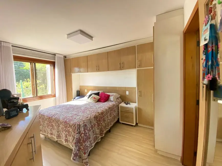 Cobertura com 3 quartos à venda, 288m2 em São João, Porto Alegre - RS - imagem 6 Foto 6 de Cobertura com 3 quartos à venda, 288m2 em São João, Porto Alegre - RS