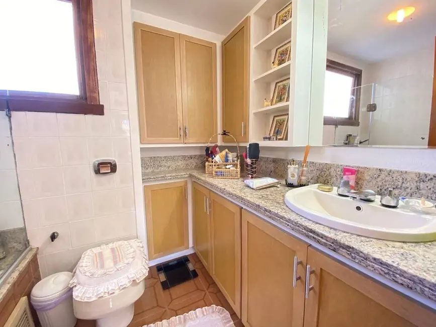 Cobertura com 3 quartos à venda, 288m2 em São João, Porto Alegre - RS - imagem 9 Foto 9 de Cobertura com 3 quartos à venda, 288m2 em São João, Porto Alegre - RS