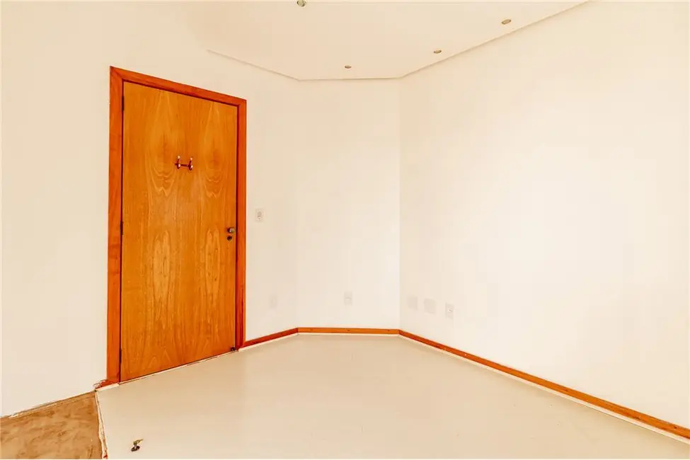 Apartamento com 3 quartos à venda, 90m2 em Petrópolis, Porto Alegre - RS - imagem 9 Foto 9 de Apartamento com 3 quartos à venda, 90m2 em Petrópolis, Porto Alegre - RS