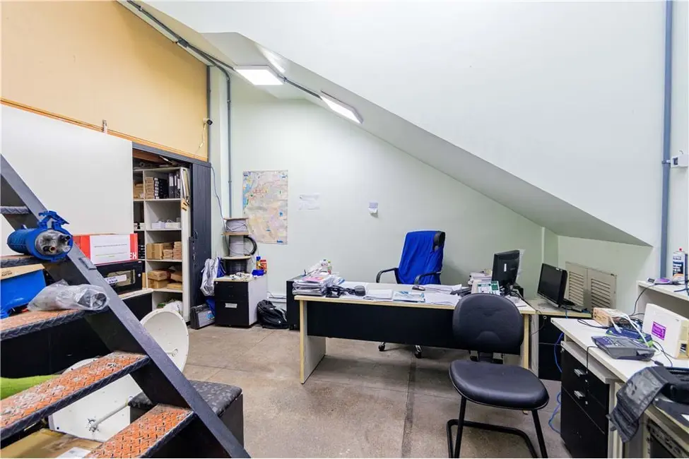 Foto 9 de Loja à venda, 580m2 em Navegantes, Porto Alegre - RS