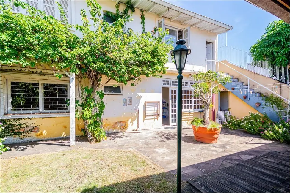 Foto 1 de Casa com 5 quartos à venda, 239m2 em Hípica, Porto Alegre - RS