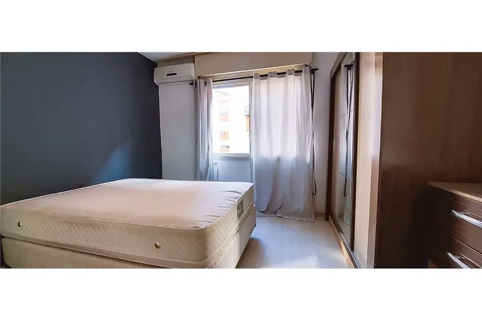Foto 5 de Apartamento com 1 quarto à venda, 44m2 em Passo da Areia, Porto Alegre - RS