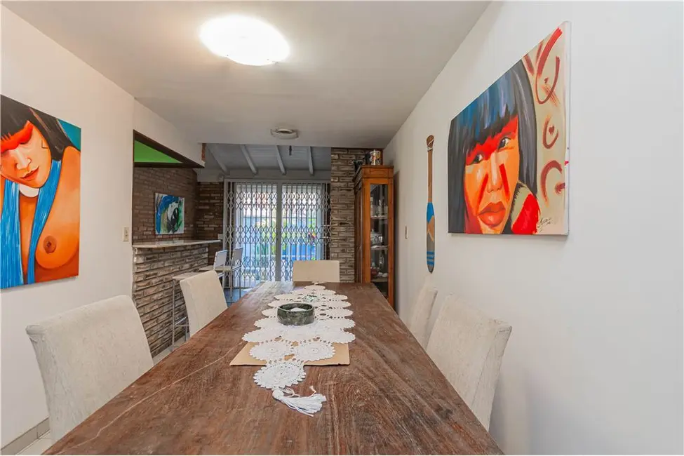 Casa com 2 quartos à venda, 95m2 em Ipanema, Porto Alegre - RS - imagem 4 Foto 4 de Casa com 2 quartos à venda, 95m2 em Ipanema, Porto Alegre - RS