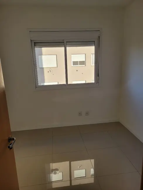 Apartamento com 2 quartos à venda, 63m2 em Teresópolis, Porto Alegre - RS - imagem 5 Foto 5 de Apartamento com 2 quartos à venda, 63m2 em Teresópolis, Porto Alegre - RS