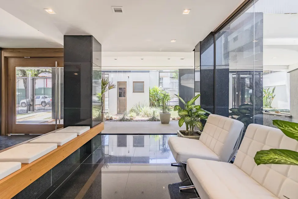 Apartamento com 3 quartos à venda, 123m2 em Petrópolis, Porto Alegre - RS - imagem 6 Foto 6 de Apartamento com 3 quartos à venda, 123m2 em Petrópolis, Porto Alegre - RS