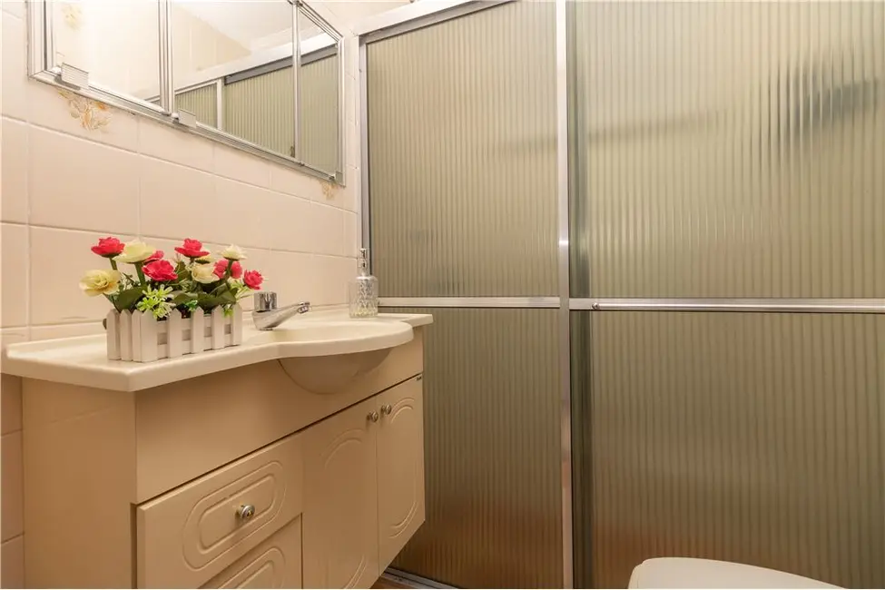 Foto 9 de Casa com 4 quartos à venda, 170m2 em Vila Carrão, São Paulo - SP