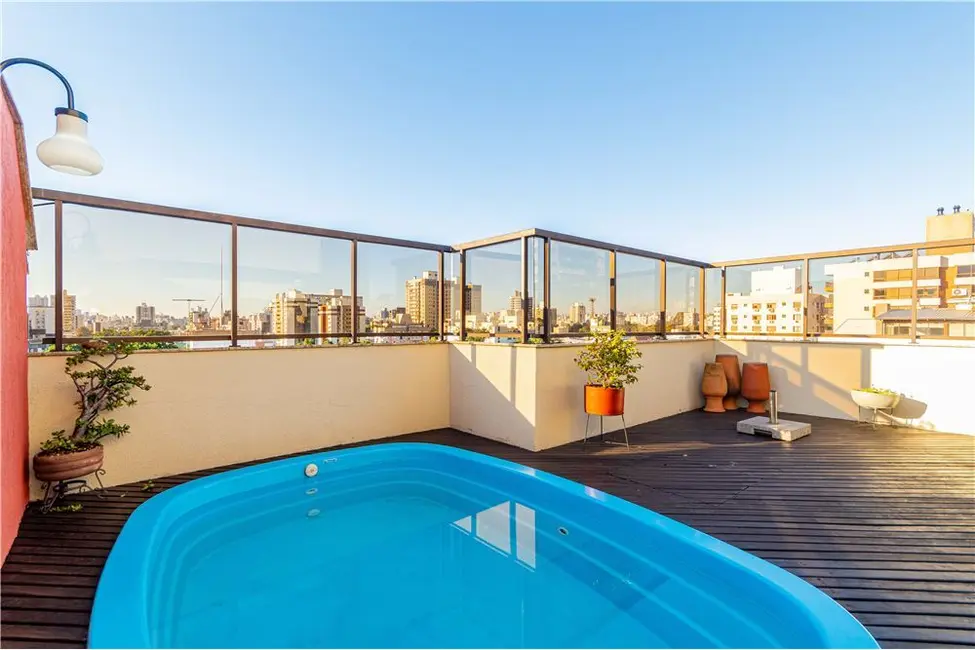 Cobertura com 3 quartos à venda, 234m2 em Menino Deus, Porto Alegre - RS - imagem 1 Foto 1 de Cobertura com 3 quartos à venda, 234m2 em Menino Deus, Porto Alegre - RS