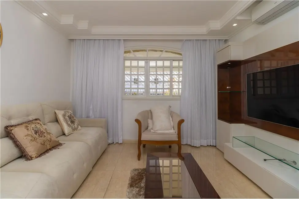 Foto 2 de Casa com 3 quartos à venda, 183m2 em Vila Salete, São Paulo - SP