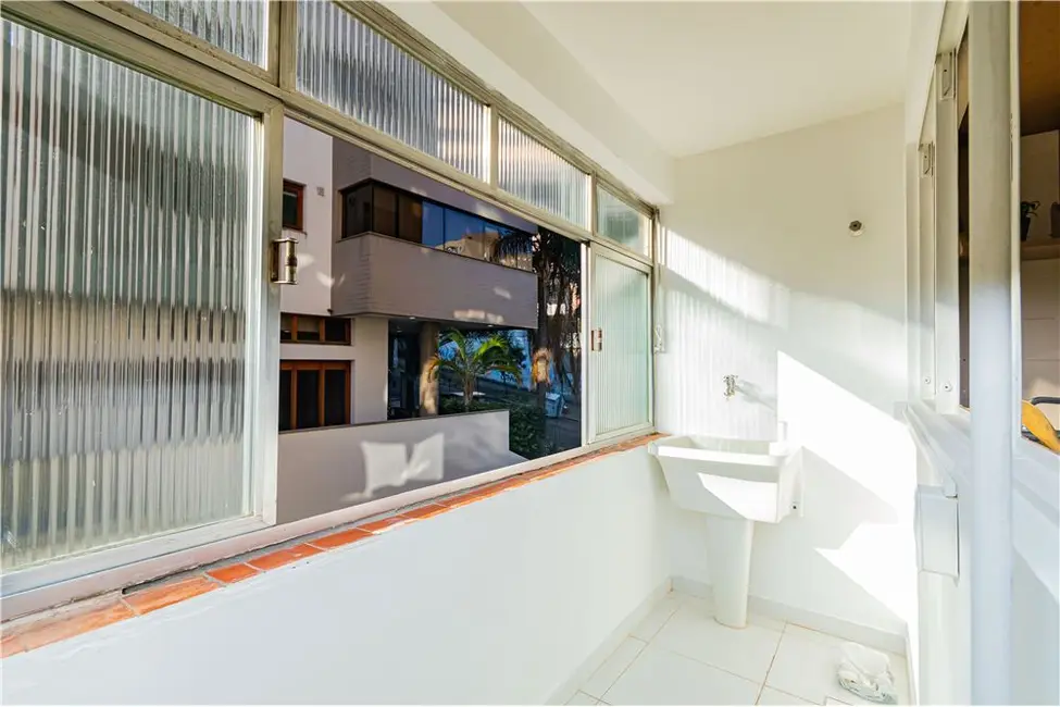 Foto 6 de Apartamento com 2 quartos à venda, 61m2 em Rio Branco, Porto Alegre - RS