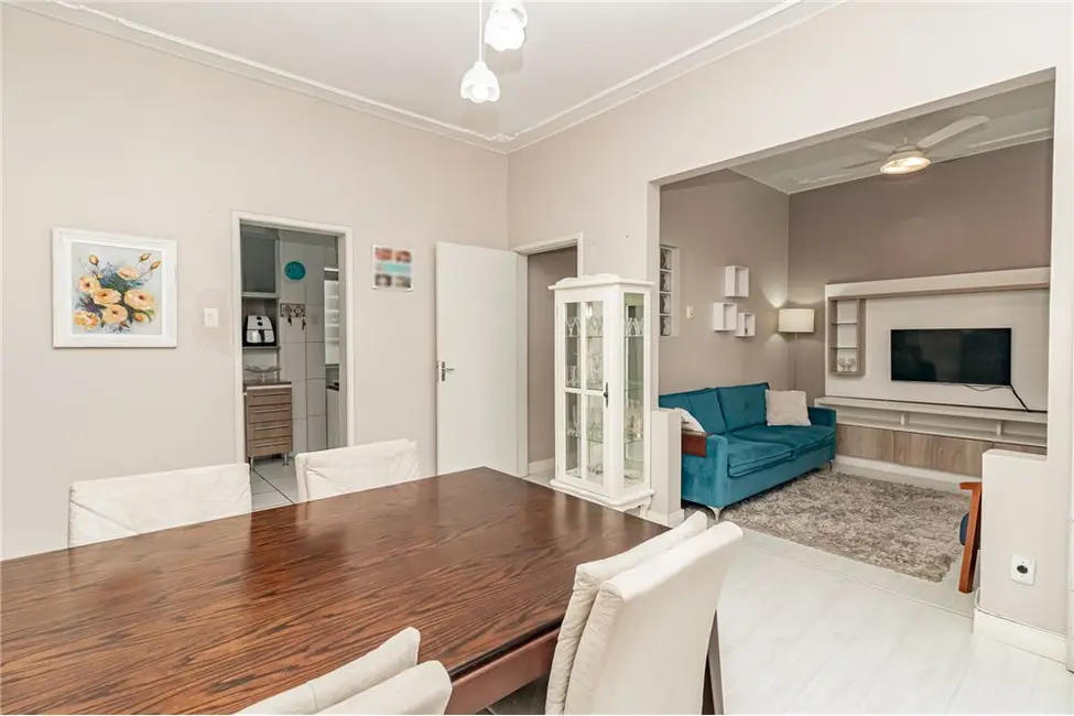 Apartamento com 2 quartos à venda, 95m2 em Petrópolis, Porto Alegre - RS - imagem 4 Foto 4 de Apartamento com 2 quartos à venda, 95m2 em Petrópolis, Porto Alegre - RS
