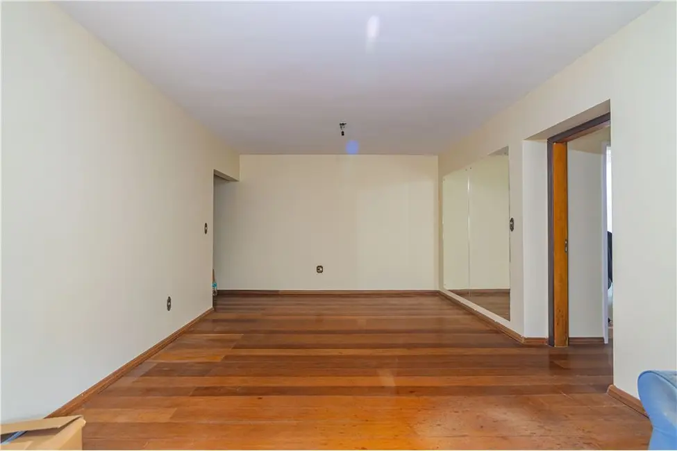 Foto 4 de Apartamento com 3 quartos à venda, 104m2 em Auxiliadora, Porto Alegre - RS