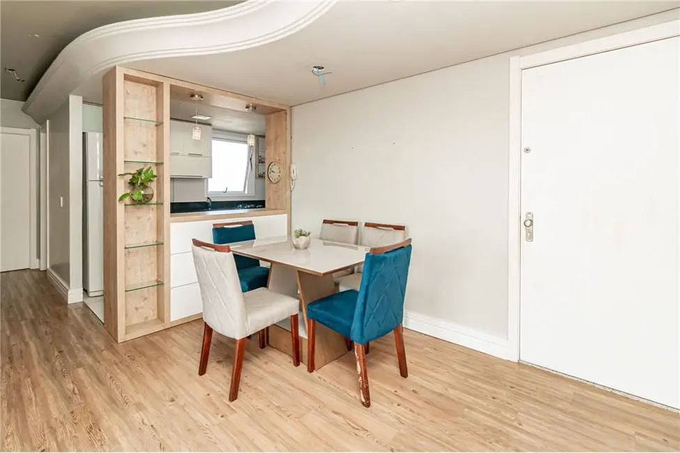 Foto 7 de Apartamento com 3 quartos à venda, 75m2 em Cristo Redentor, Porto Alegre - RS